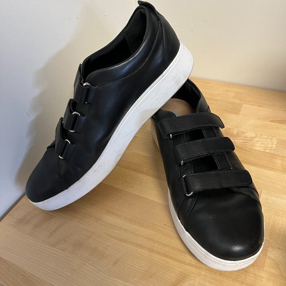 FitFlop RALLY Strap Leather Sneakers